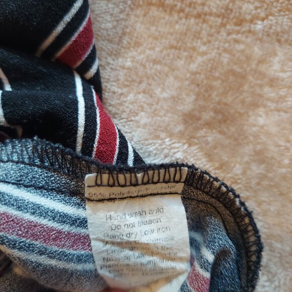 Must Have Blazer Black Red White S - Picture 8 of 8